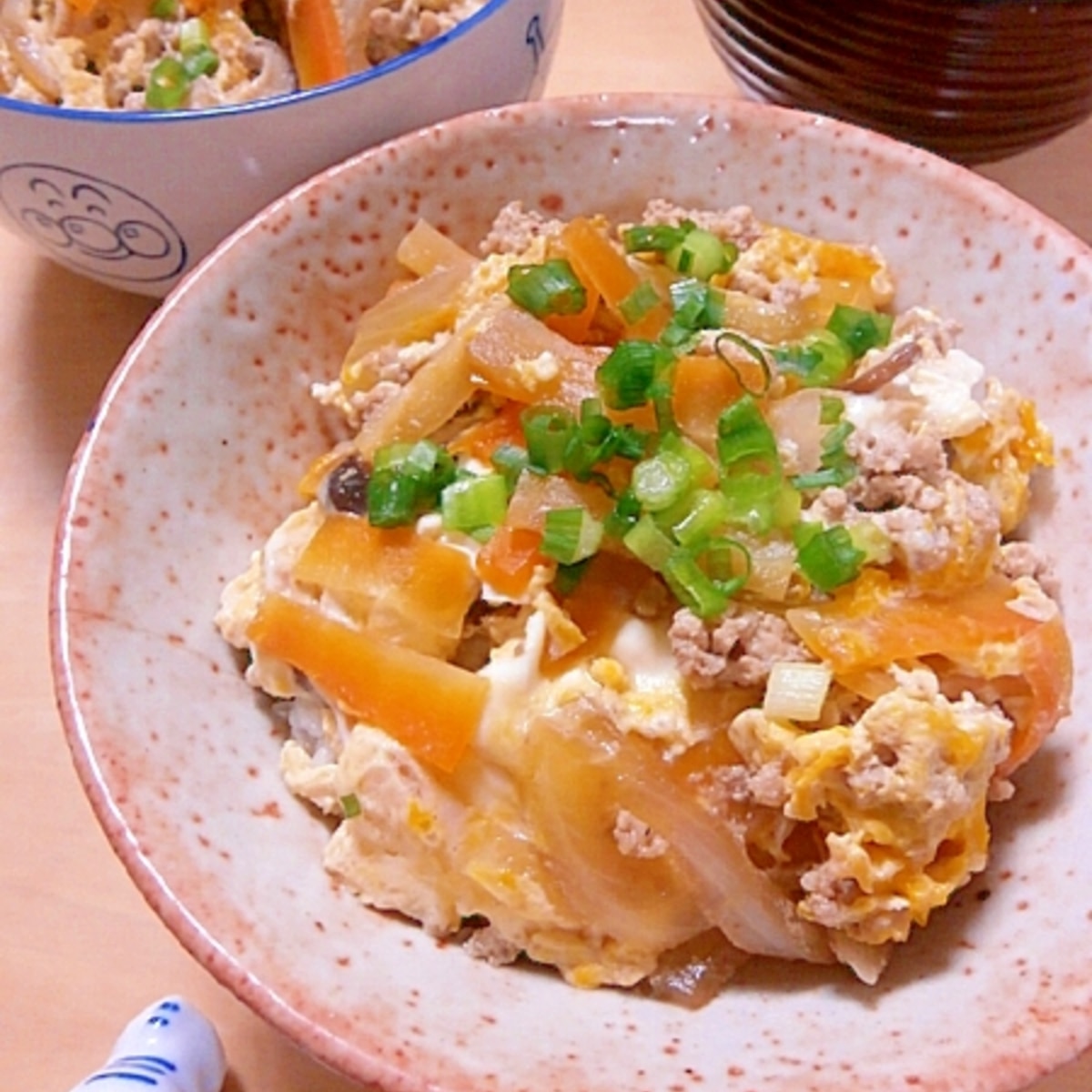 子供も食べやすい 鶏ひき肉の親子丼 野菜もたっぷり レシピ 作り方 By はちわれ413 楽天レシピ 子供も食べやすい 鶏ひき肉の親子丼 野菜もたっぷり レシピ 作り方 By はちわれ413 楽天レシピ